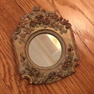 Small decorative mirrors